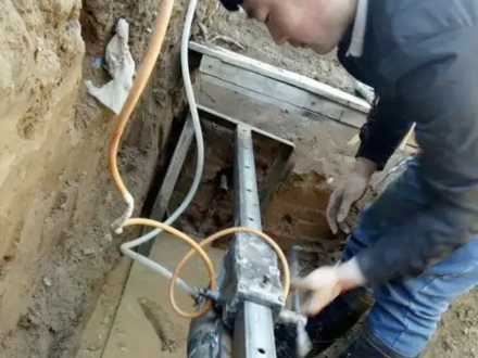 短管置换内衬修复管道